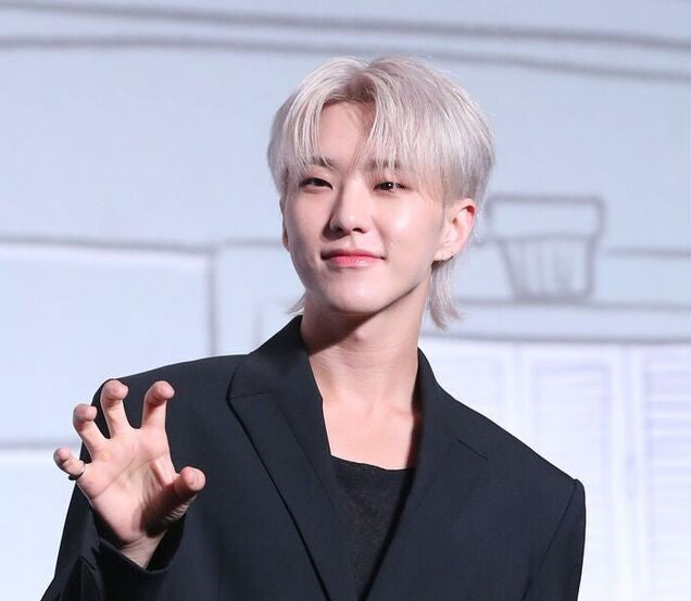 Seventeen’s Hoshi Marks Enlistment with School Donation and Solo Release