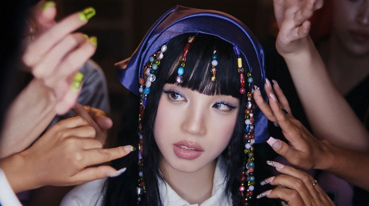 i-DLE’s Yuqi Transforms into 90s Old-School Hip-Hop for Solo Single ‘M.O.’ Music Video Teaser